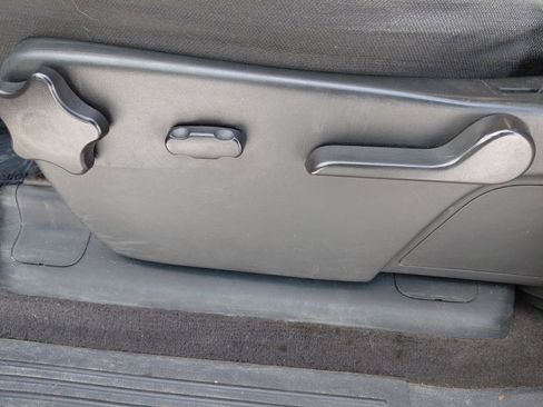 Used 2011 Chevrolet Silverado 1500 LT w/ All-Star Edition image 33