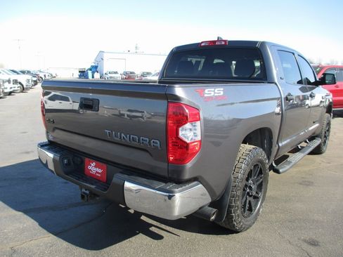 Used 2020 Toyota Tundra SR5 w/ SR5 Upgrade Package image 3