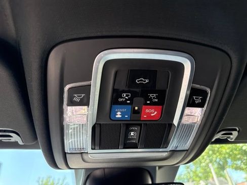 Used 2021 RAM 1500 Laramie w/ Sport Appearance Package AWD/4WD image 29