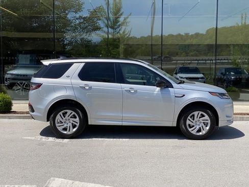 Certified 2024 Land Rover Discovery Sport S image 7