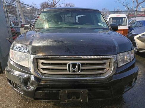 Used 2014 Honda Ridgeline RTS image 1
