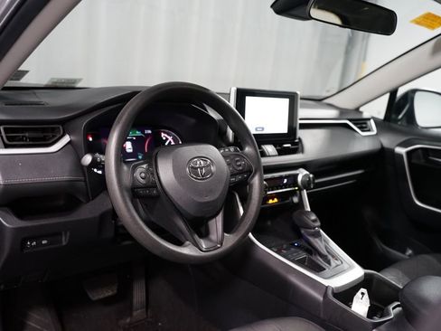 Used 2024 Toyota RAV4 XLE image 7