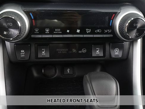 Used 2022 Toyota RAV4 XLE w/ Convenience Package AWD/4WD image 8