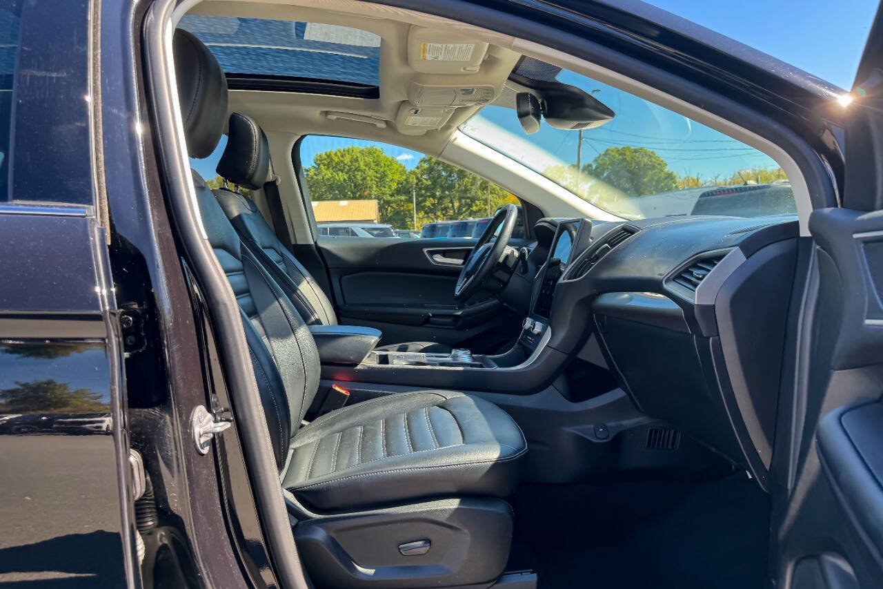 Used 2023 Ford Edge SEL w/ Convenience Package AWD/4WD image 10
