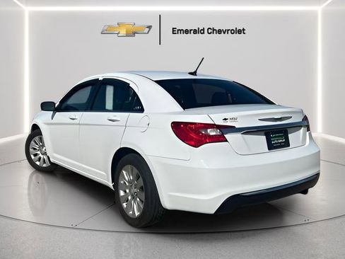 Used 2013 Chrysler 200 LX FWD image 6