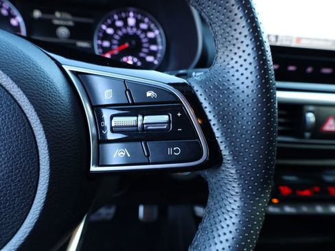 Used 2023 Kia Forte GT-Line image 24