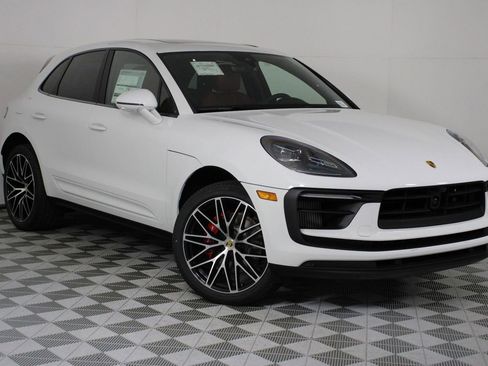 New 2026 Porsche Macan S AWD/4WD image 9