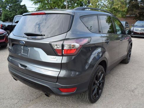 Used 2017 Ford Escape SE w/ Equipment Group 201A FWD image 7