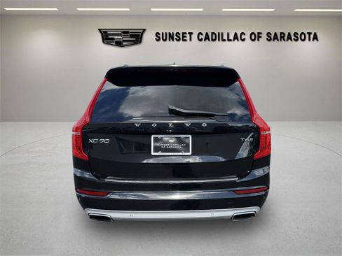 Used 2017 Volvo XC90 T6 Momentum w/ Vision Package image 4