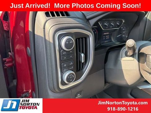 Used 2020 GMC Sierra 1500 SLT image 12