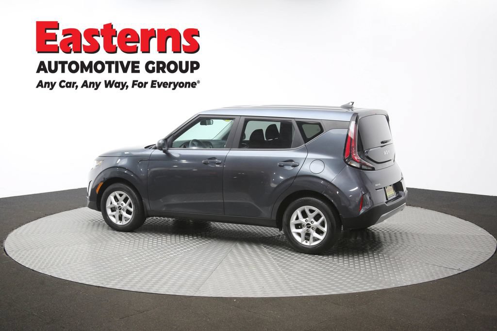 Used 2023 Kia Soul LX w/ LX Technology Package FWD image 61