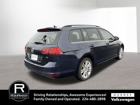 Used 2016 Volkswagen Golf Limited Edition image 8