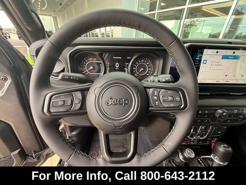 New 2026 Jeep Wrangler Unlimited Rubicon AWD/4WD image 21