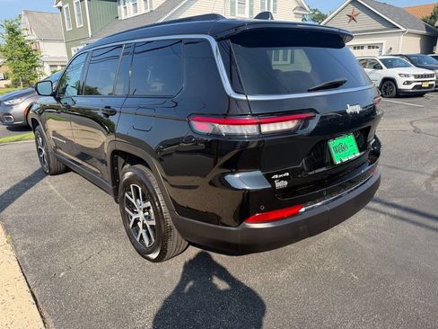 Used 2025 Jeep Grand Cherokee L Limited AWD/4WD image 6