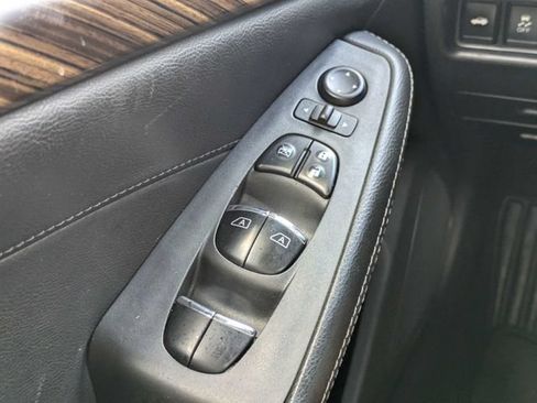 Used 2018 Nissan Maxima Platinum FWD image 25