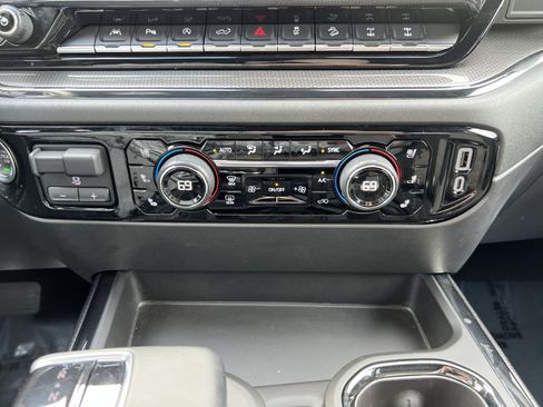 Used 2024 Chevrolet Silverado 1500 ZR2 w/ Technology Package AWD/4WD image 21