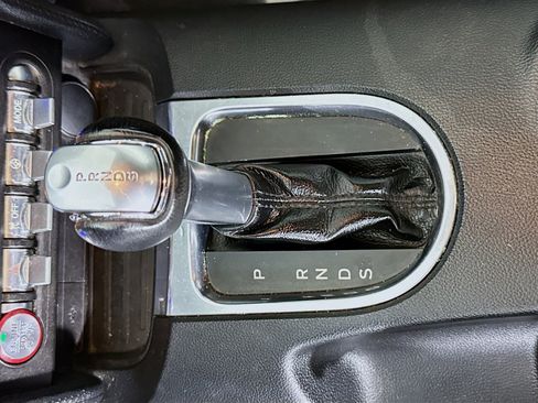 Used 2018 Ford Mustang Premium image 20