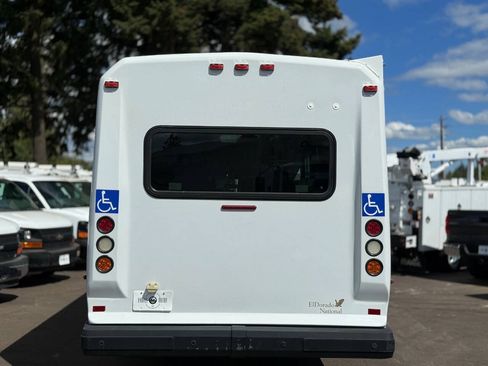 Used 2016 Ford E-450 and Econoline 450 Super Duty w/ Shuttle Bus Prep Package RWD image 6