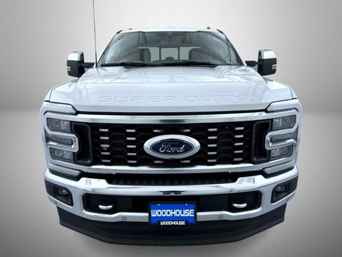 Used 2023 Ford F350 Lariat w/ Lariat Ultimate Package AWD/4WD image 2