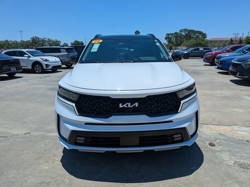 Certified 2023 Kia Sorento SX FWD image 3