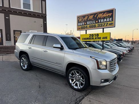 Used 2018 GMC Yukon Denali w/ Denali Ultimate Package RWD image 2