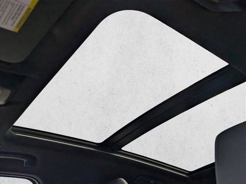 Used 2025 BMW X1 xDrive28i w/ Technology Package image 16