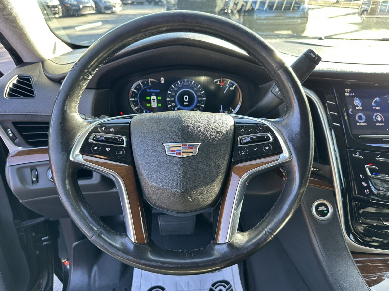 Used 2020 Cadillac Escalade ESV 2WD image 14