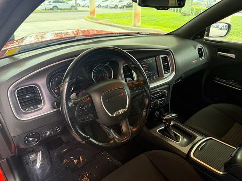 Used 2020 Dodge Charger Scat Pack RWD image 7