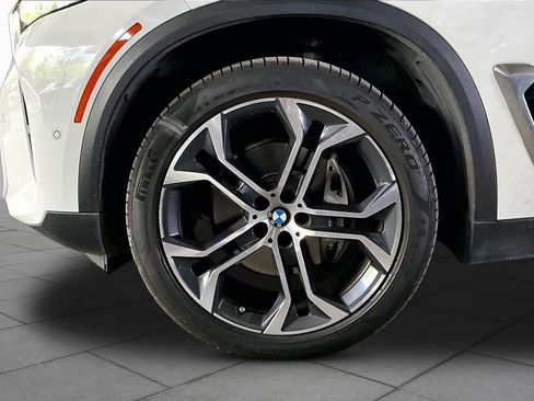 Used 2024 BMW X5 sDrive40i w/ Premium Package image 10
