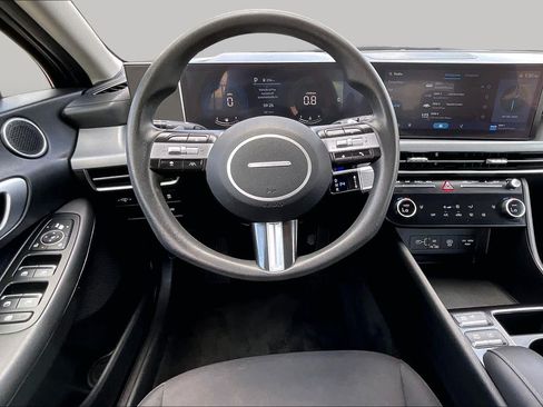 Used 2025 Hyundai Sonata SEL FWD image 6