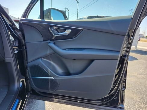 New 2026 Audi Q7 2.0T Premium image 16