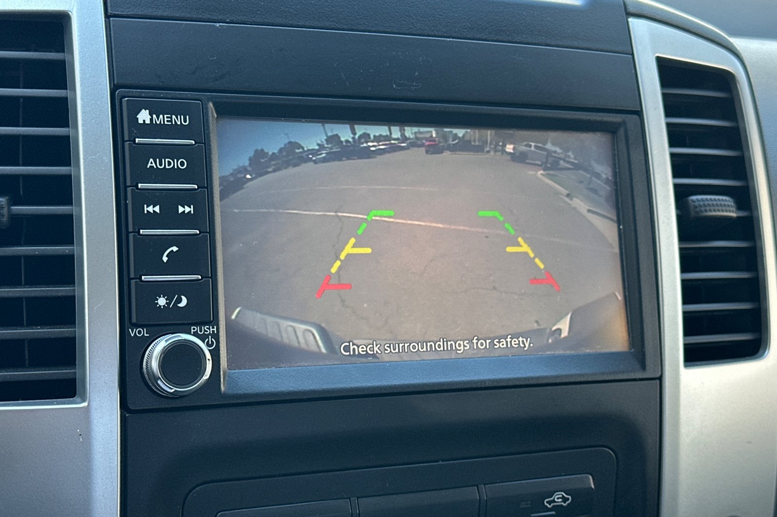 Used 2019 Nissan Frontier S RWD image 18