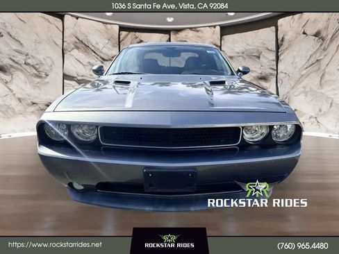 Used 2011 Dodge Challenger RWD image 22