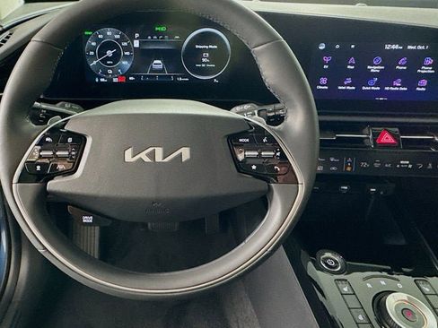 New 2025 Kia Niro Wind w/ Wind Preserve Package image 14