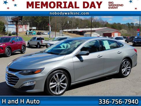 Used 2023 Chevrolet Malibu LT image 1