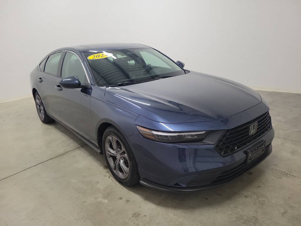 Used 2024 Honda Accord EX image 4