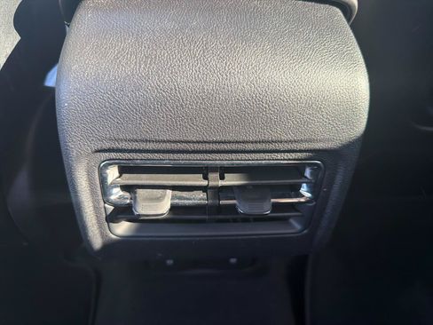 Used 2023 Lincoln Corsair AWD w/ Equipment Group 101A image 19