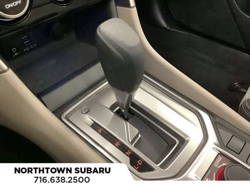 Used 2023 Subaru Forester Premium AWD/4WD image 19