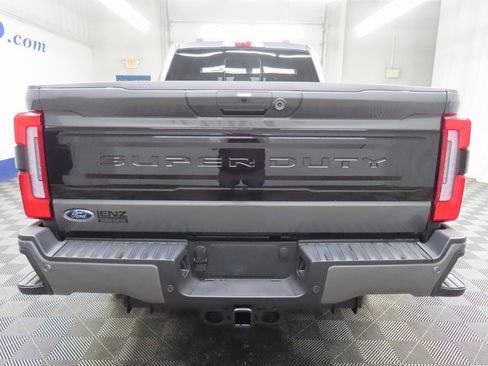 Used 2025 Ford F250 Platinum image 42