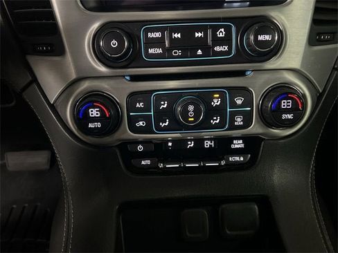 Used 2020 GMC Yukon SLE image 17