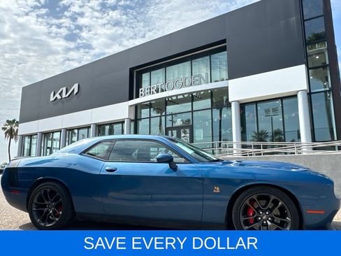 Used 2022 Dodge Challenger R/T Scat Pack w/ Scat Pack Stripe RWD image 3