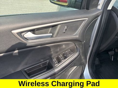 Used 2022 Ford Edge SEL w/ Convenience Package image 19