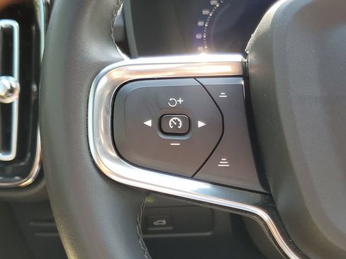 Certified 2023 Volvo C40 P8 Recharge Plus AWD/4WD image 21