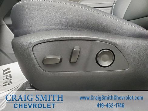 New 2026 Chevrolet Traverse LT w/ Driver Confidence Package FWD image 30