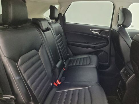 Used 2016 Ford Edge SEL w/ Equipment Group 201A AWD/4WD image 19