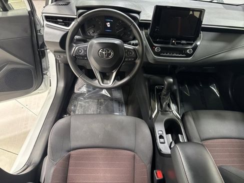 Used 2023 Toyota Corolla SE image 18