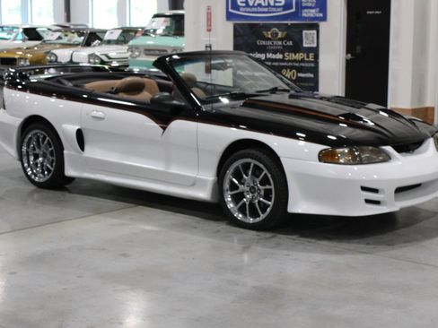 Used 1995 Ford Mustang GT RWD image 18