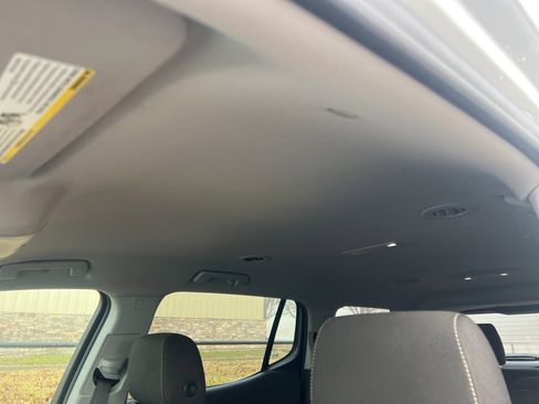 Used 2020 GMC Acadia SLE image 13