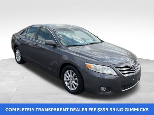 Used 2011 Toyota Camry XLE w/ XLE Extra-Value Pkg #2 FWD image 2