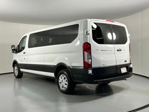 Used 2023 Ford Transit 350 XLT RWD image 5